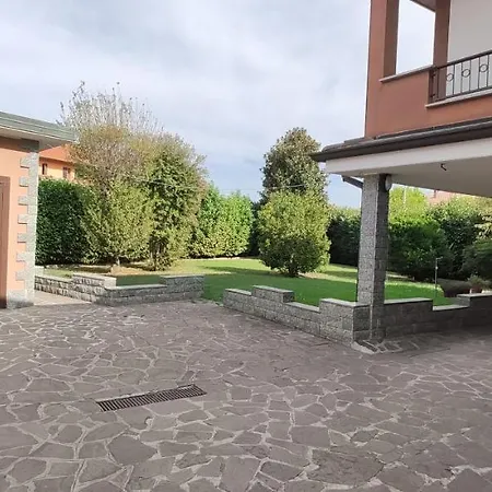 Villa Gaudi Cornegliano Laudense Exterior photo