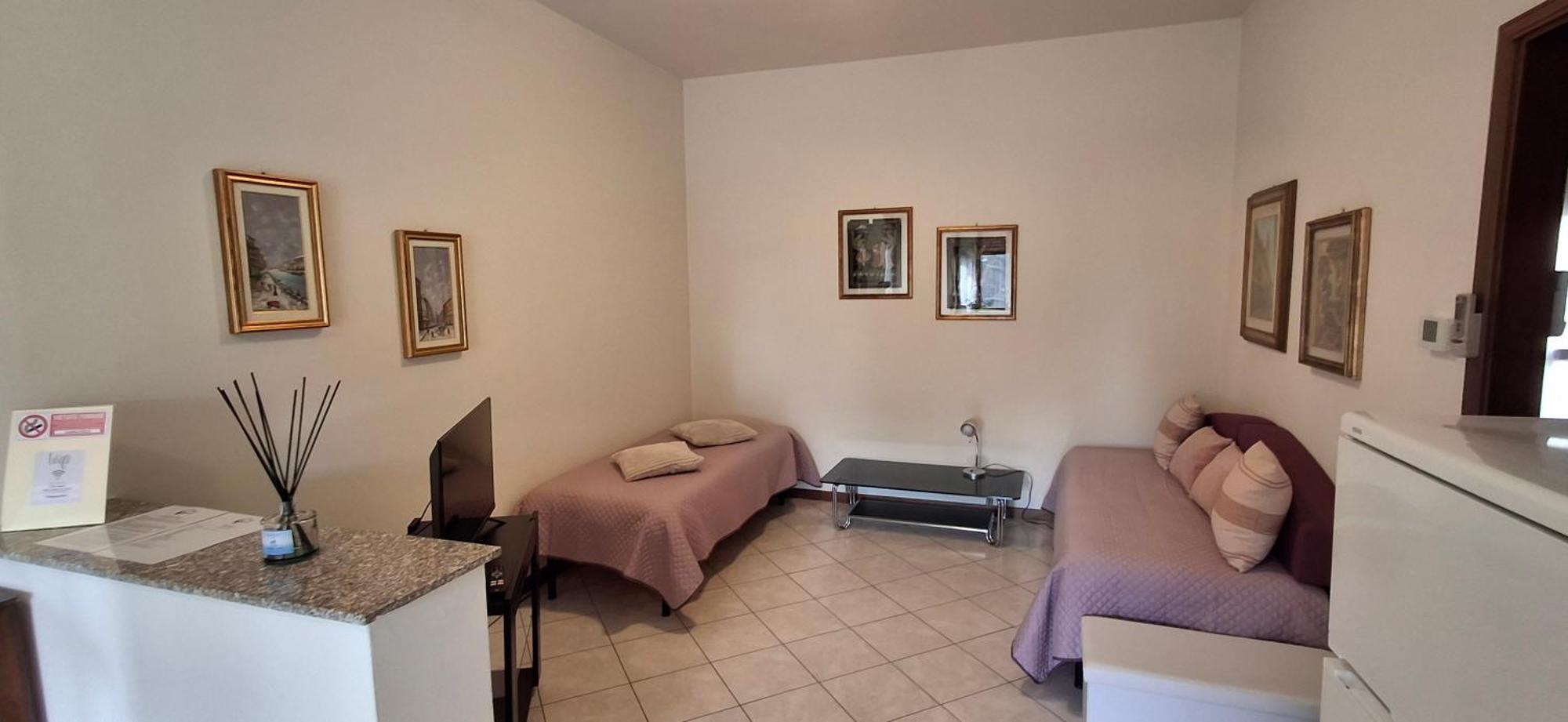 Gaudi Apartment Cornegliano Laudense